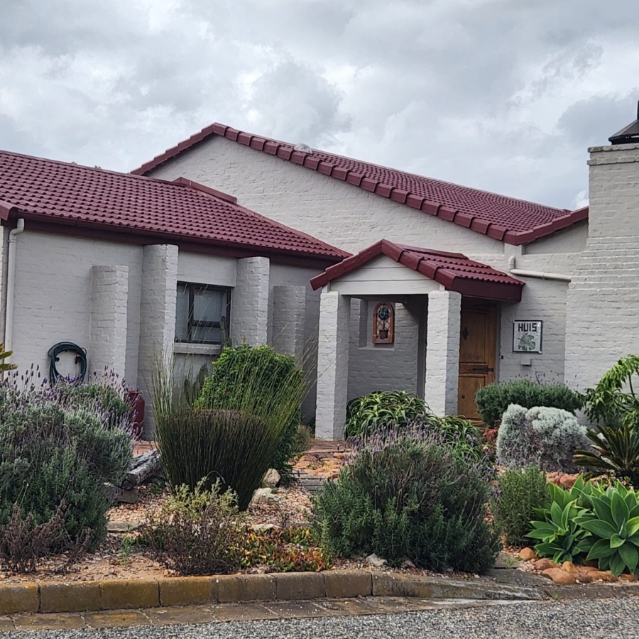 3 Bedroom Property for Sale in Stilbaai Wes Western Cape